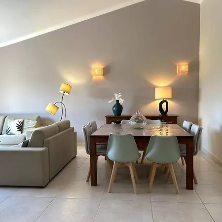 Villa 3 Dans Avec Piscine *