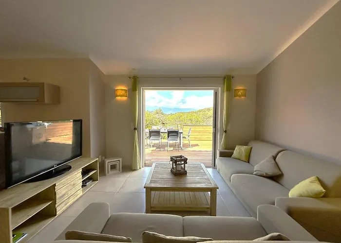 3 Dans Avec Piscine *